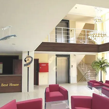 Best House 2*